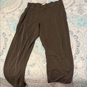 Lou & Grey Charcoal Lounge Pants